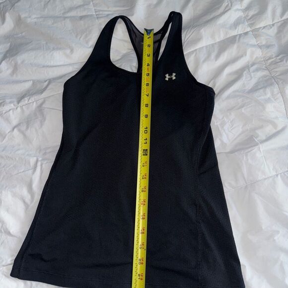 Under Armour Black Fitted Sleeveless Tank Top - Picture 1 of 11